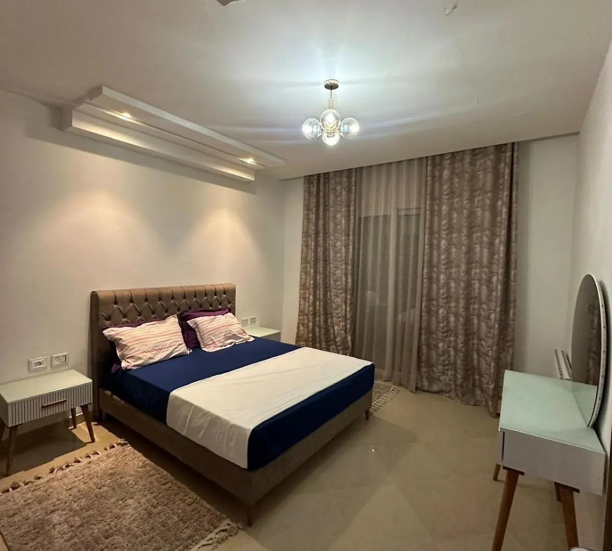 Luxueux Appartement S1 Jardins De Carthage 튀니스 튀니지