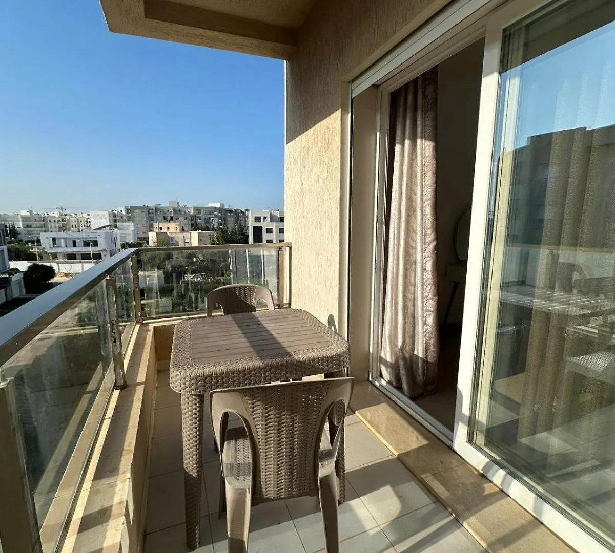 Luxueux Appartement S1 Jardins De Carthage 튀니스 0*,  튀니지