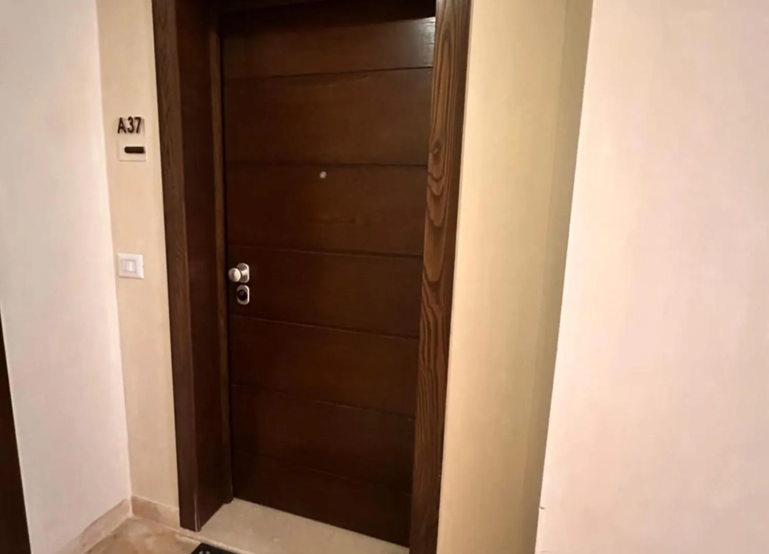 Apartment Luxueux Appartement S1 Jardins De Carthage Tunis Tunisia